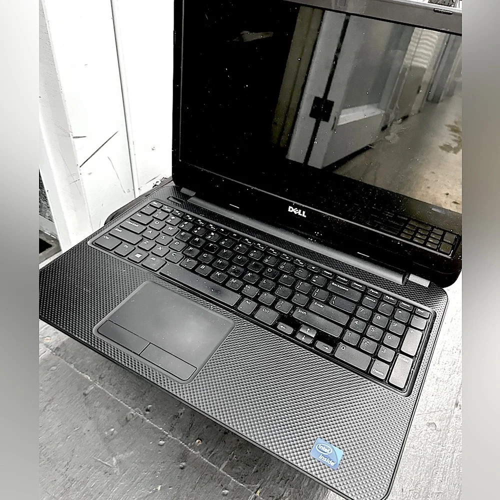 Dell Inspiron 15-3521 15”6 Inch Laptop
